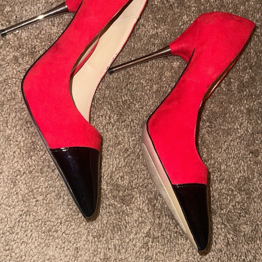 Woman High Heels - Picture 5 of 6